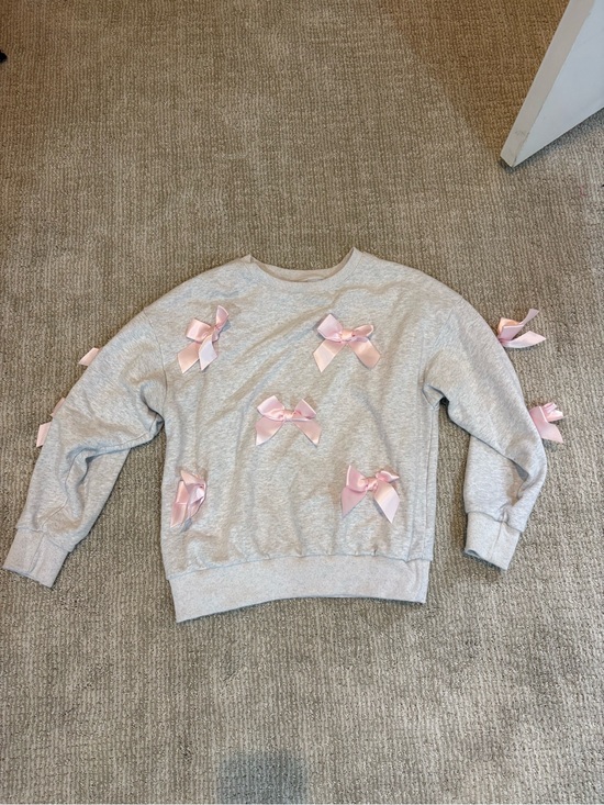 Altar'd State Sweaters - Altar'd State Heather Gray Sweatshirt with Pale Pink Satin Bow
